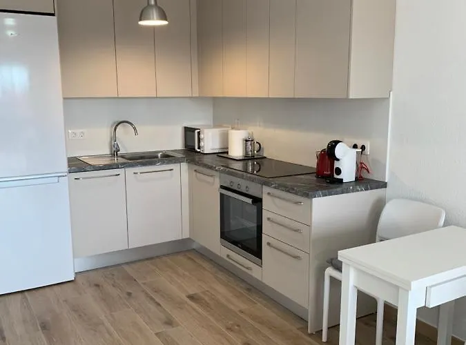 Mango דירה אדחה